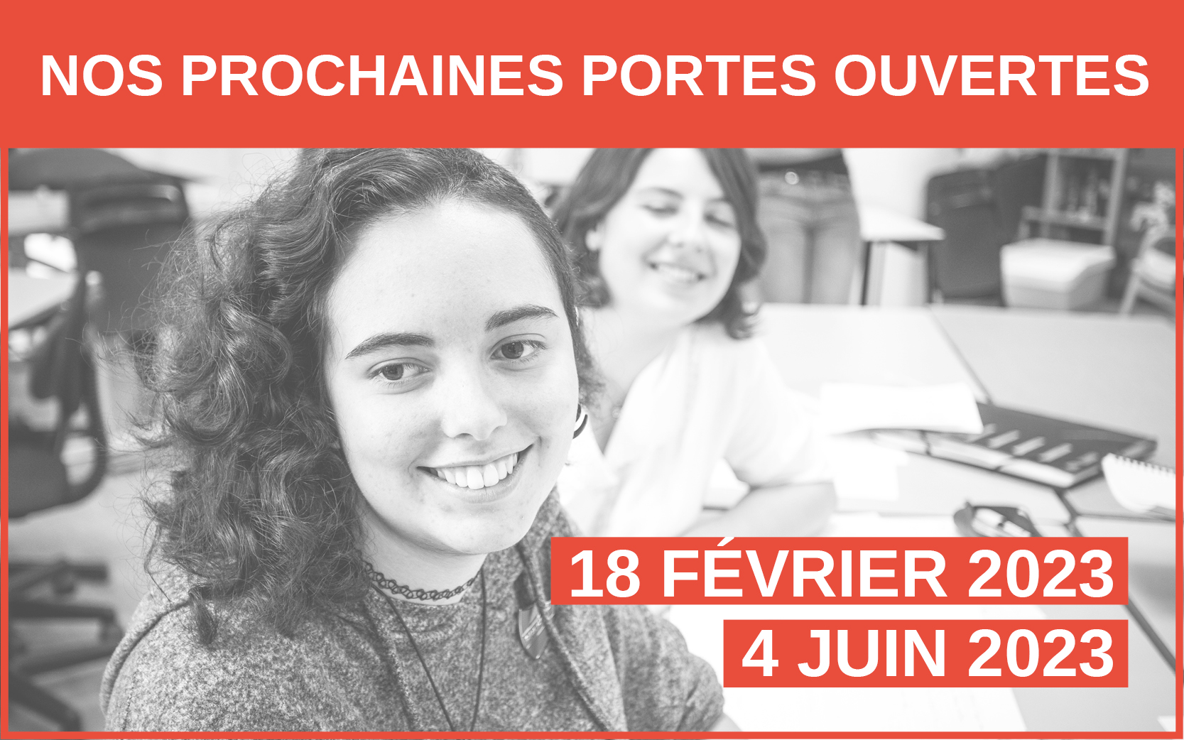 Deux élèves de l'EIMA dessinant aux journées portes-ouvertes